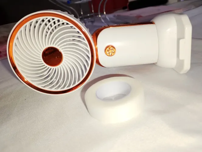 Mini ventilador manual+ Brinde