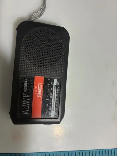 radio a pilha funcionando am /Fm 