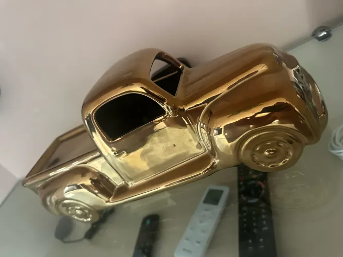 CARRO DECORATIVO