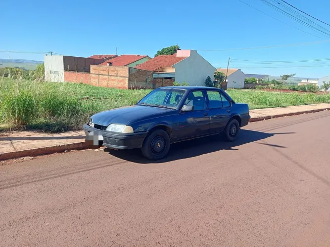 Chevrolet Monza GL 1.8 Efi/ SL/ L/ 650/barc. 2e4p 1994