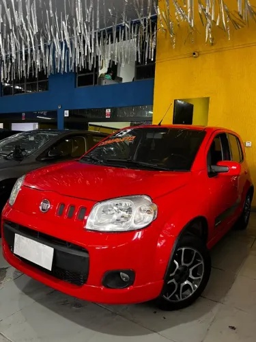 Fiat Uno Sporting 1.4 EVO Fire Flex 8V 4P 2013