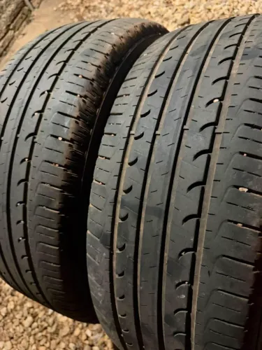 2 Pneus Goodyear 215/55 R17 Usados - Bom Estado - Palmas TO