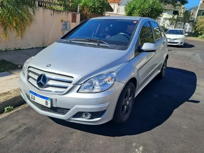 Mercedes-Benz Classe B 180 1.7 116cv Aut. 2010