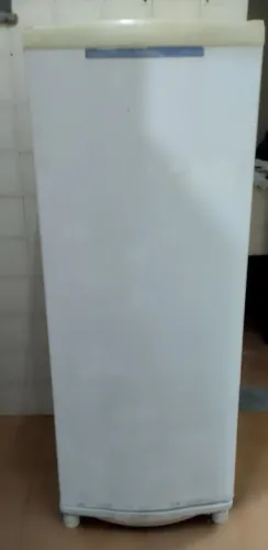 Vendo Geladeira 