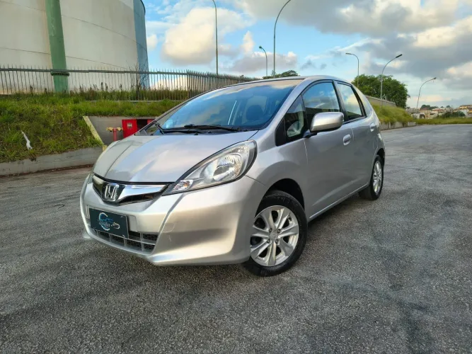 Honda Fit LX 1.4/ 1.4 Flex 8v/16v 5P Aut. 2013