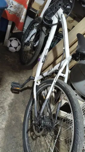 2 bikes pra sair logo 