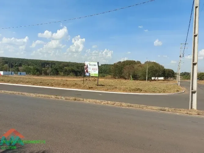 LOTES A VENDA COM PARCELAS DE R$415,00 EM ADOLFO PROXIMO AO RIO