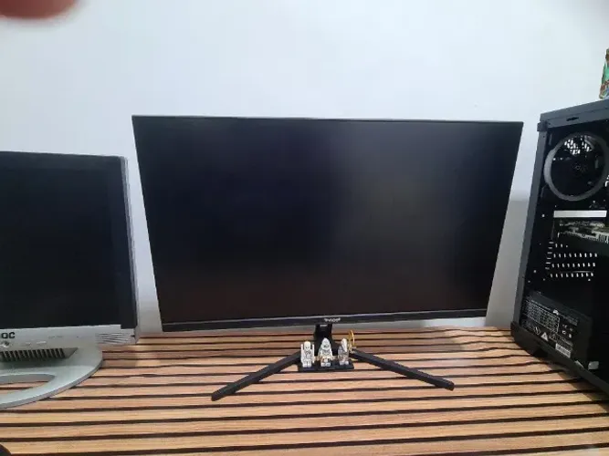 MONITOR TARGET DANIFICADO ( PEÇAS )