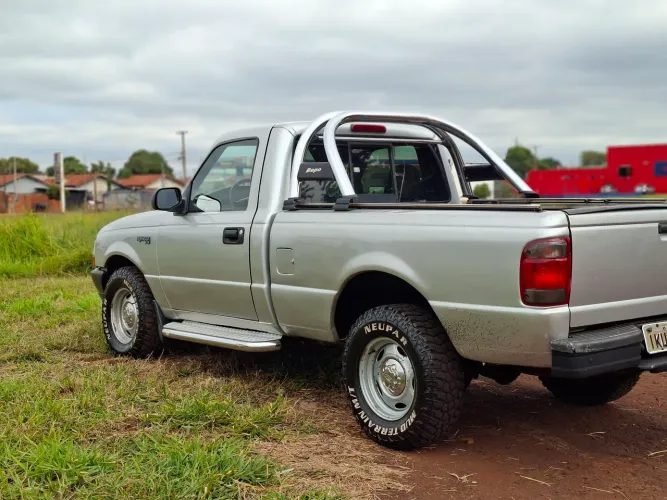 Ford Ranger XL 2.8 8V 135cv 4X2 CE TB Diesel 2002