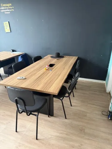 Vende - se mesa escritório