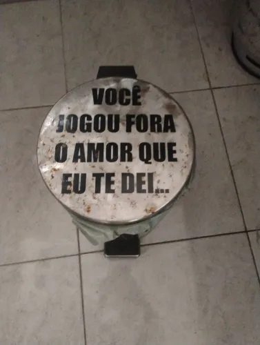 Lixeira personalizada