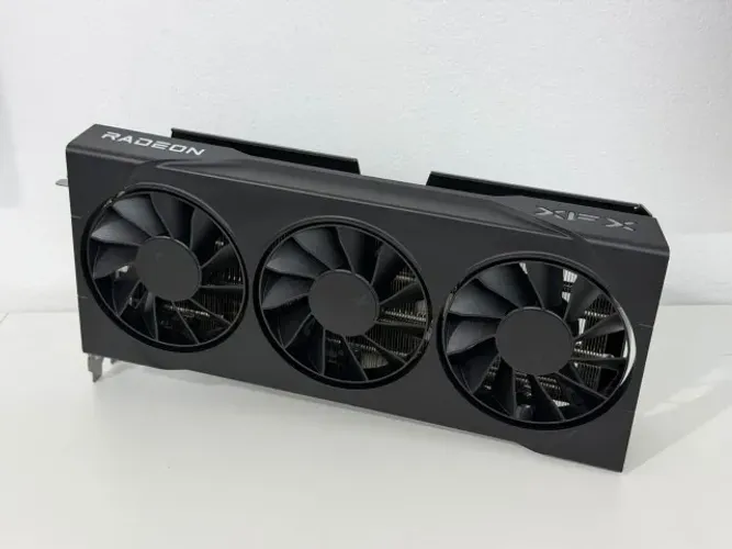 RX 9060 XT 16Gb XFX SWIFT 3x