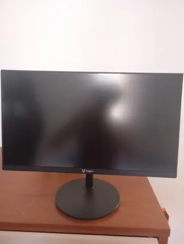 Vende-Se monitor da Husky 75hz Semi usado! (Faço desconto se vir buscar!)