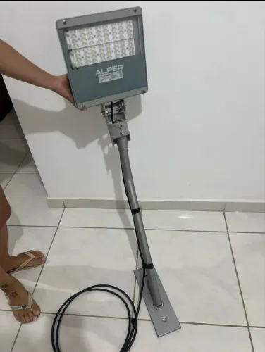 Refletor LED ALPER 150W com Suporte
