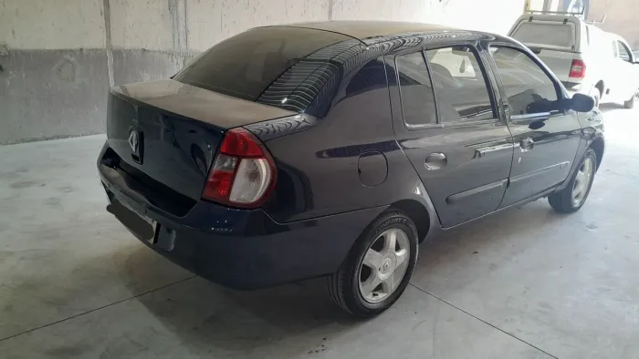 Renault Clio Sed. Privilège Hi-flex 1.6 16V 4P 2006