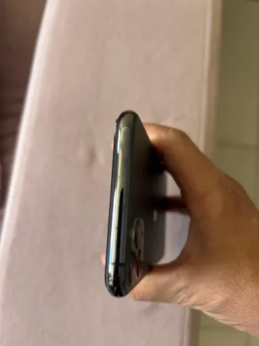 Venda de iPhone 11 Pro Max 64