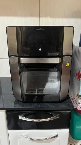 Forno Air Fryer Britânia