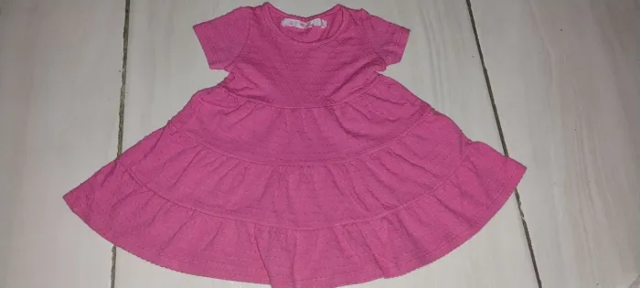 Vestido rosa tamanho G bebê menina