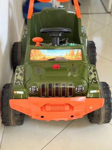 Carro infantil Jeep Bandeirantes