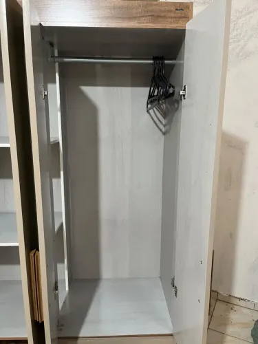 Guarda roupa 4 portas