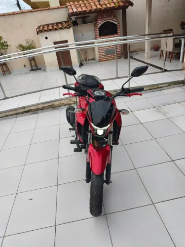 Vendo Yamaha Fazer 250 Pantera Negra! Ano 2023<br>12 Mil KM Rodados
