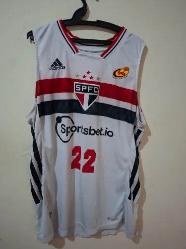 Camiseta basquete adidas são Paulo