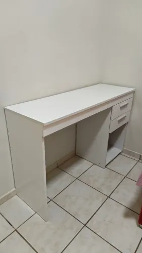 Escrivaninha Branca DESAPEGO