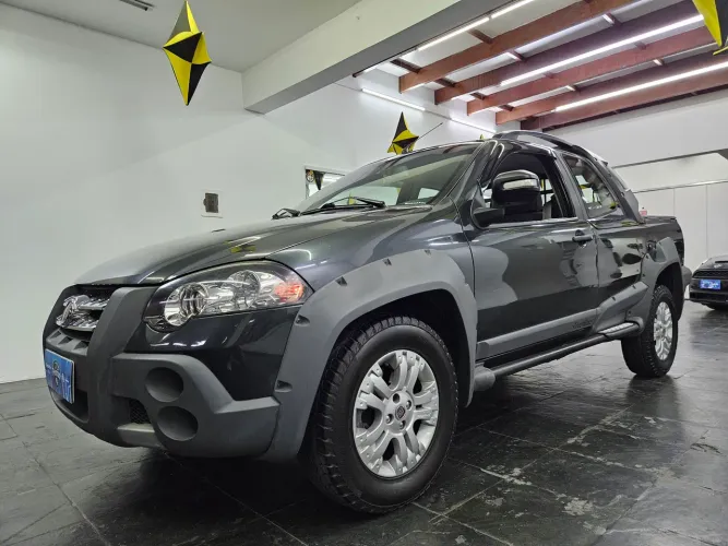 Fiat Strada Adventure1.8/ 1.8 Locker Flex CD 2012