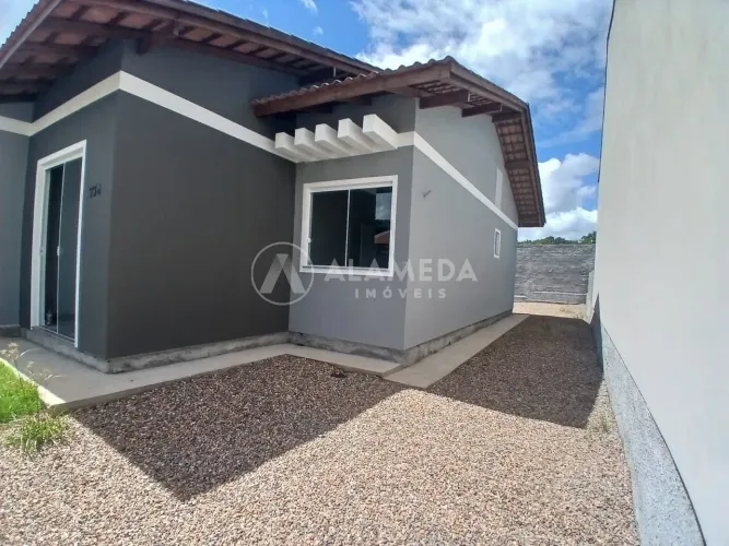 Casa nova em excelente localização no Bairro Mulde / Indaial.