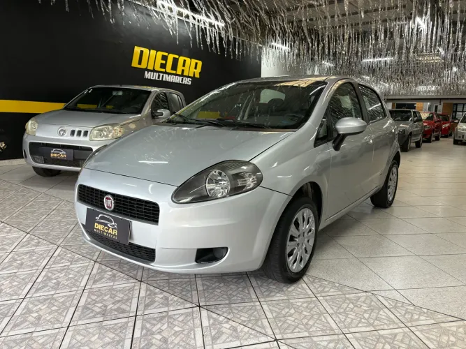Fiat Punto Attractive 1.4 Fire Flex 8V 5P 2012