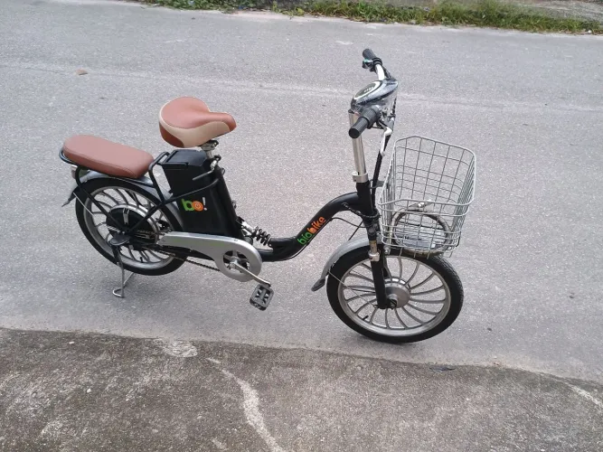 Vendo bicicleta elétrica biobike aro 20 semi nova 