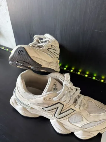New balance 9060