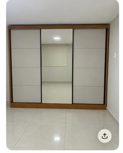 Guarda roupa casal Larshop