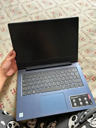 Notebook Lenovo 14'' i5 8Gen, 8GB - SSD 256GB