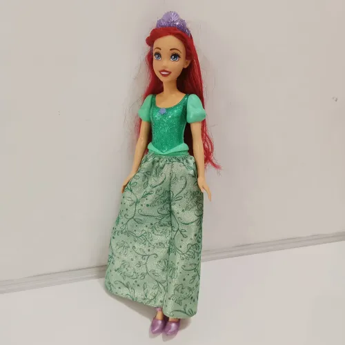 Boneca Disney princesa Ariel 