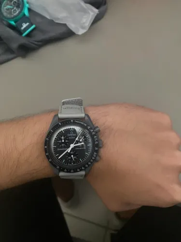 Relógio omega mooswatch