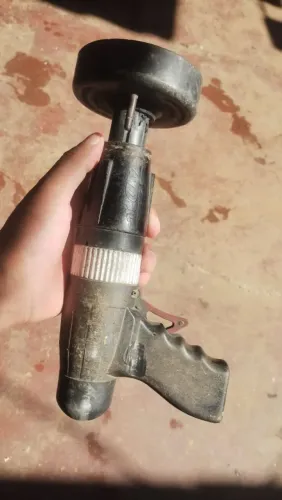 Pistola de furar concreto. 