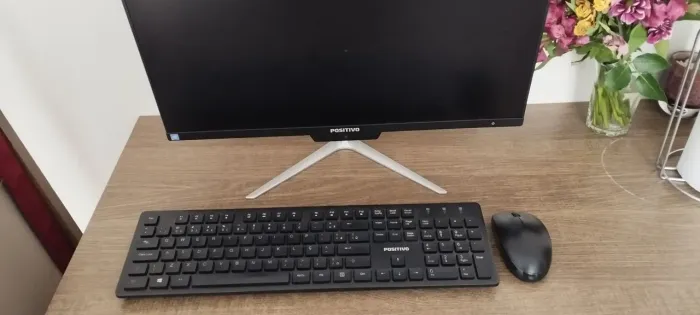 Computador positivo ALL in One Union