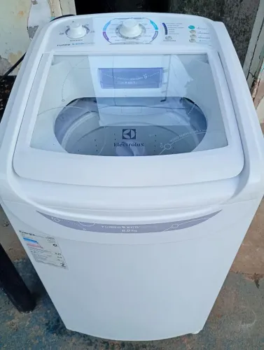 Máquina de lavar Electrolux 8kg turbo