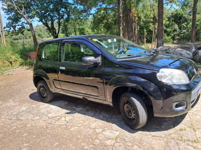 Fiat Uno Vivace 1.0 EVO Fire Flex 8V 3P 2014
