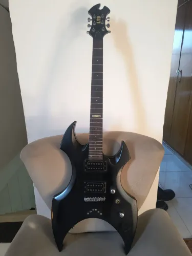 Guitarra americana ESP edição limitada LTD da série AX-50