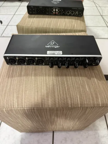 Interface UMC404HD