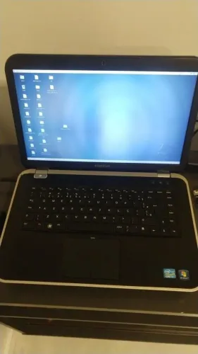 Dell Inspiron 7520 (Defeito)