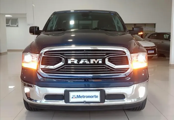Ram Classic Laramie 5.7 V8 16V Gasolina 4X4 Aut. 2023