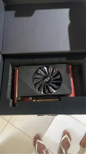 GTX 550 ti 2gb novinha placa de vídeo