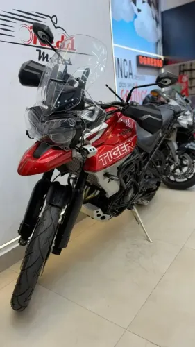 TRIUMPH TIGER 800 XCA