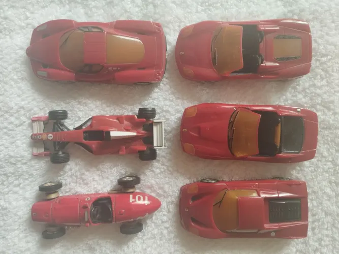 Coleção com seis miniaturas Ferrari - coleção shell