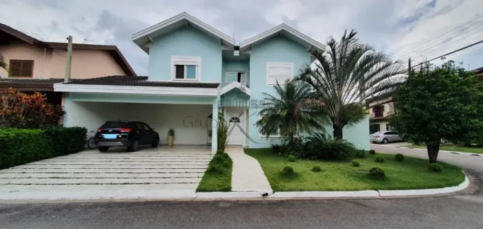 Casa em Condomínio - Cidade Jardim - Jacareí - Residencial Villa Europa - 3 Dormitórios -