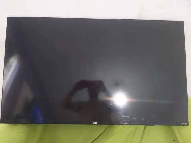 TVs com pequenos defeitos pra concerto
