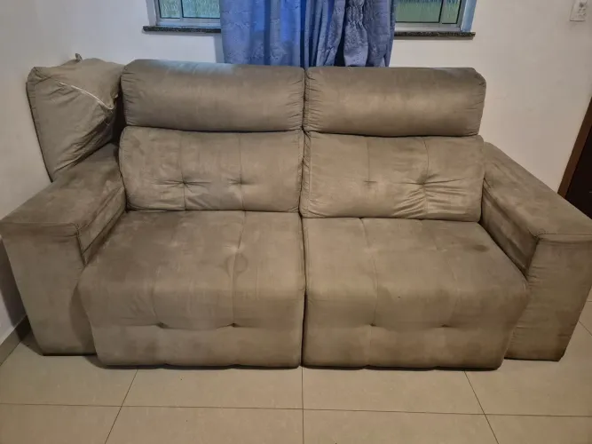 SOFA RETRATIL Comprimento 195 96 fechado 150 abert0<br>L: 96 FECHADO <br>L: 150 ABERTO<br>A: 100